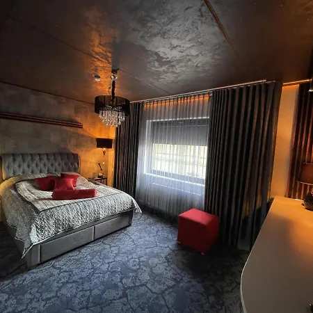 Guest House Bermuuda Family Apartment Paide Eksteriør billede